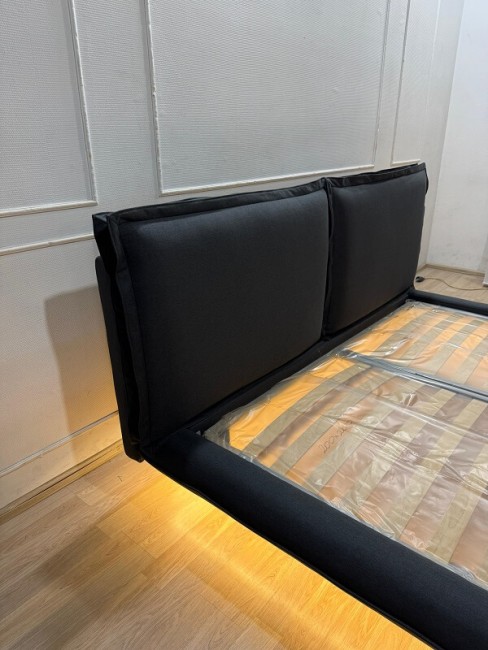 Парящая кровать Testiera Fly 6 Парящая кровать Testiera Fly 6