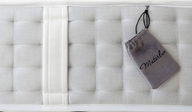 Чехол Nubbia (Нуббия)