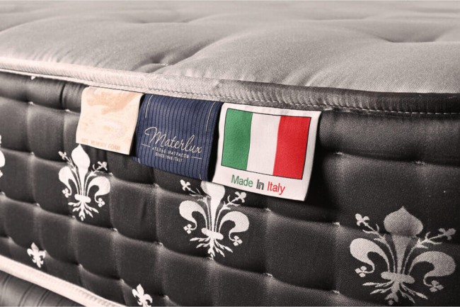 Чехол Villaricca (Вилларикка)