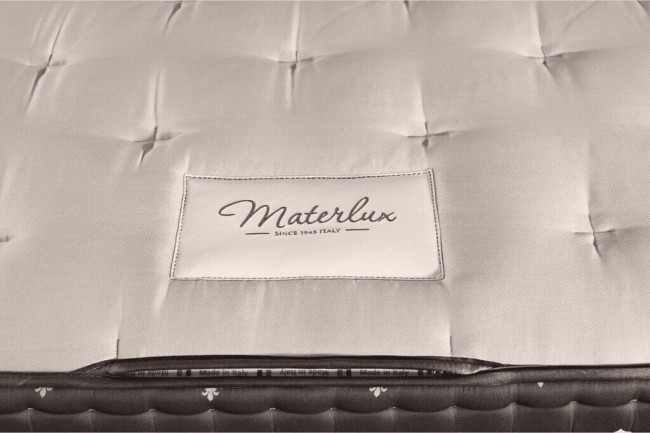 Чехол Villaricca (Вилларикка)