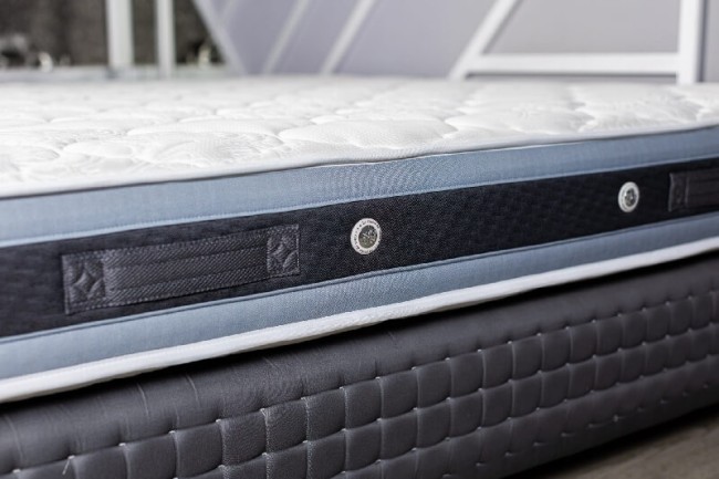 матрас MaterLux Marelli  - чехол с ручками для переворачивания